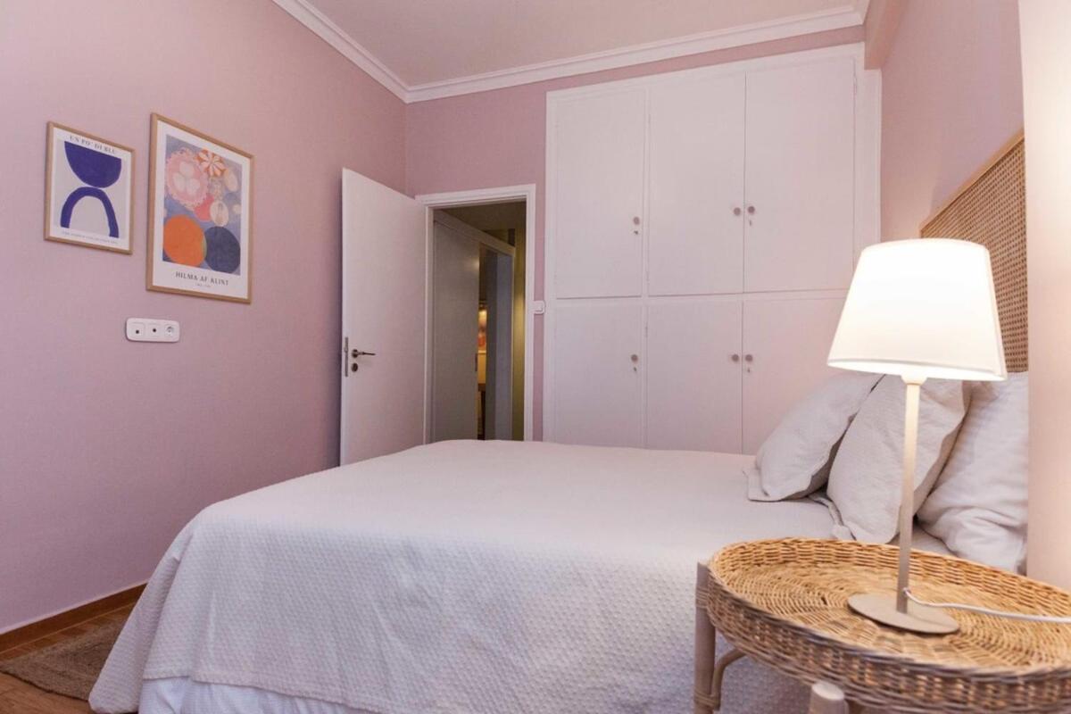 Pagrati Urban Oasis Getaway 2Bd Apt With Balcony Athens Ngoại thất bức ảnh