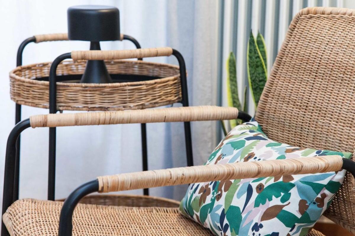 Pagrati Urban Oasis Getaway 2Bd Apt With Balcony Athens Ngoại thất bức ảnh