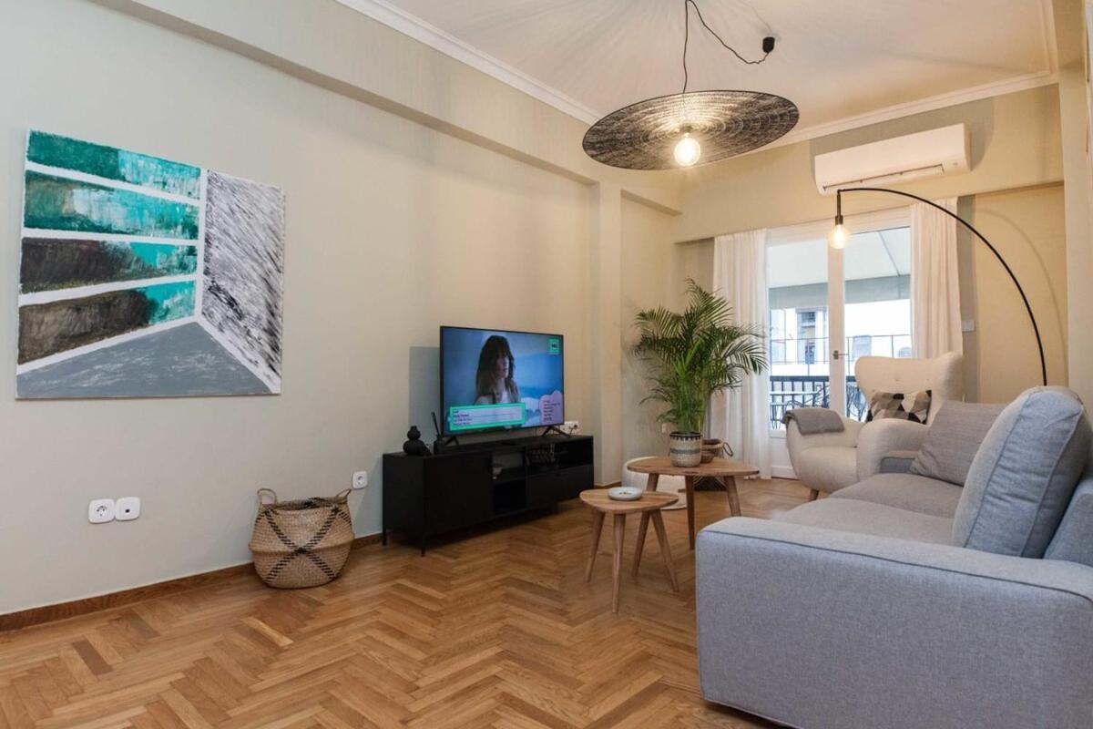 Pagrati Urban Oasis Getaway 2Bd Apt With Balcony Athens Ngoại thất bức ảnh