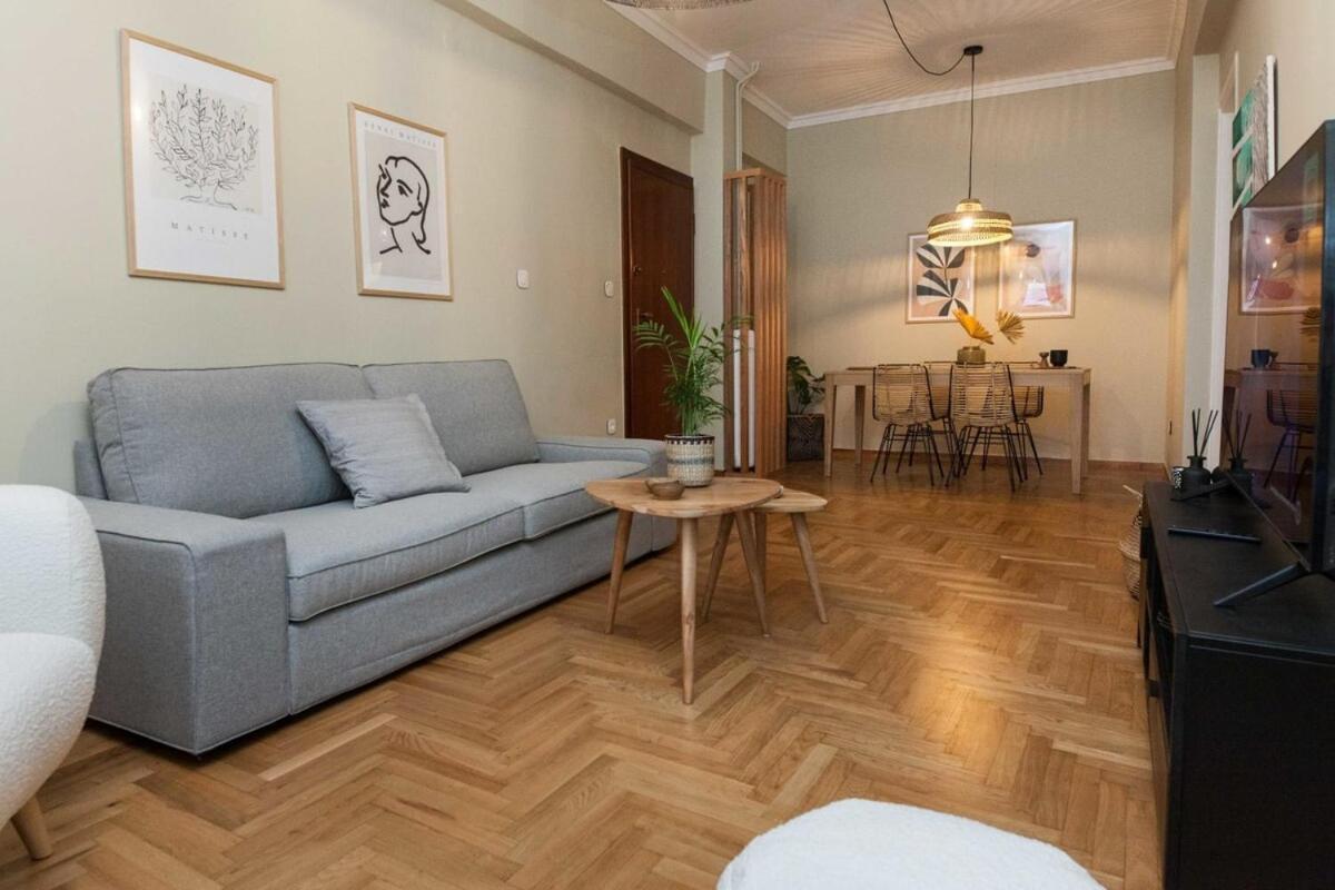 Pagrati Urban Oasis Getaway 2Bd Apt With Balcony Athens Ngoại thất bức ảnh